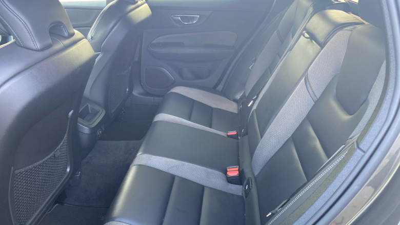 Volvo V60 2.0 B3P R DESIGN 5dr Auto [7 speed] Petrol Estate